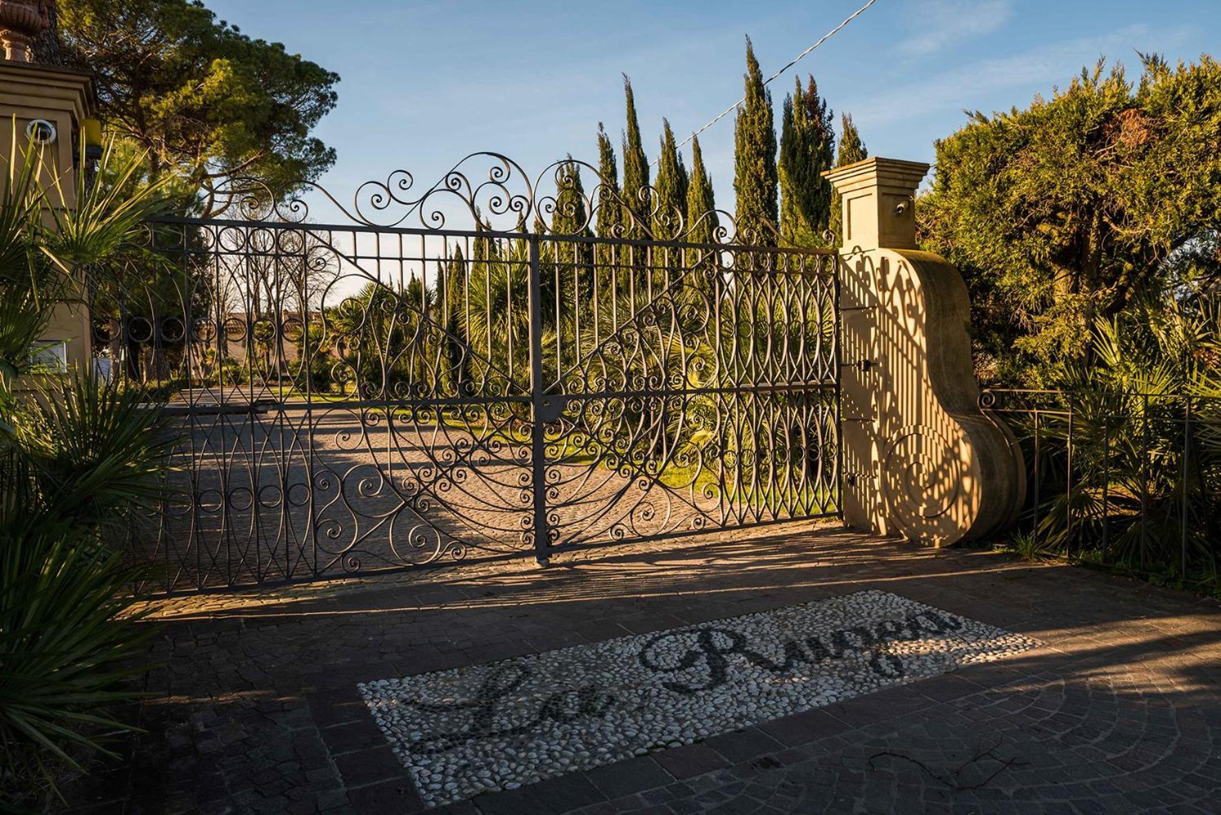 Agriturismo La Rugea - Le Spighe Prato  Exterior photo
